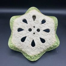 Load image into Gallery viewer, LILY PAD -STONEWARE